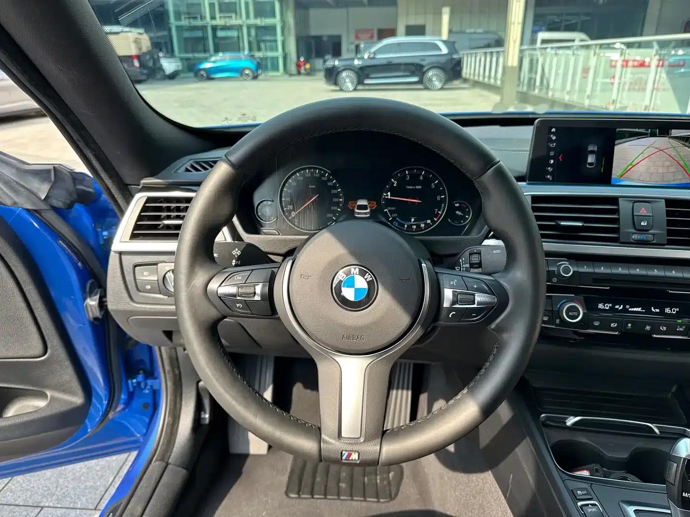 2019 BMW 3 Series GT 320i M Sport Package — миниатюра 4