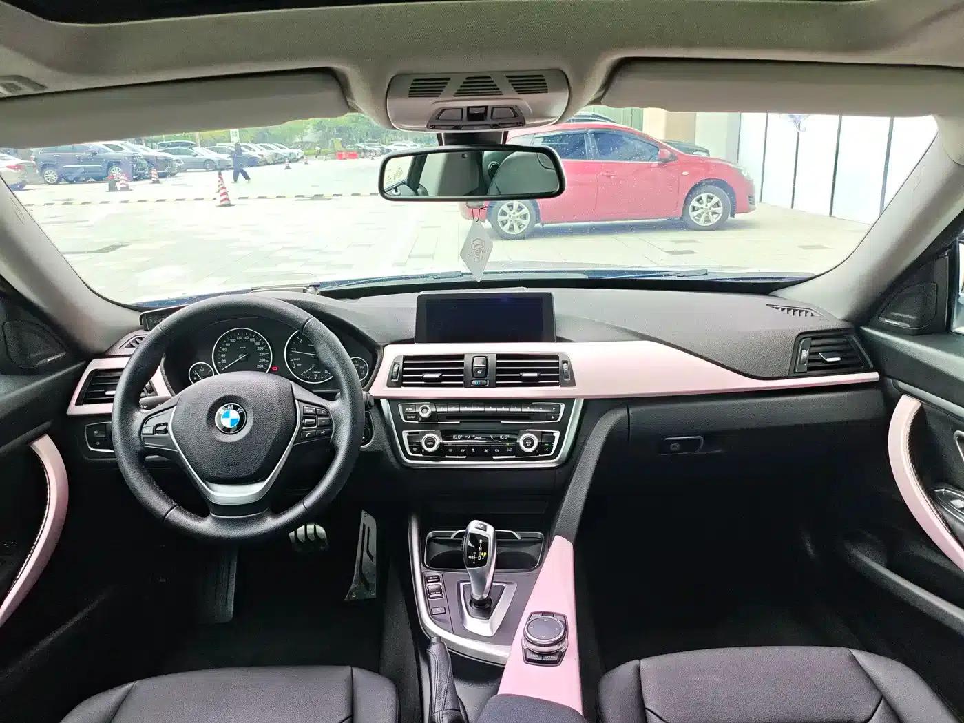 BMW 3 Series GT 2016 320i Fashion Edition — миниатюра 7