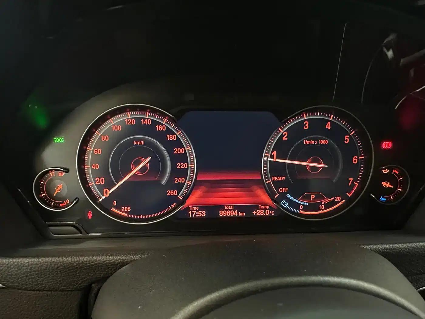 2020 BMW 3 Series GT 320i M Sport Package — миниатюра 16
