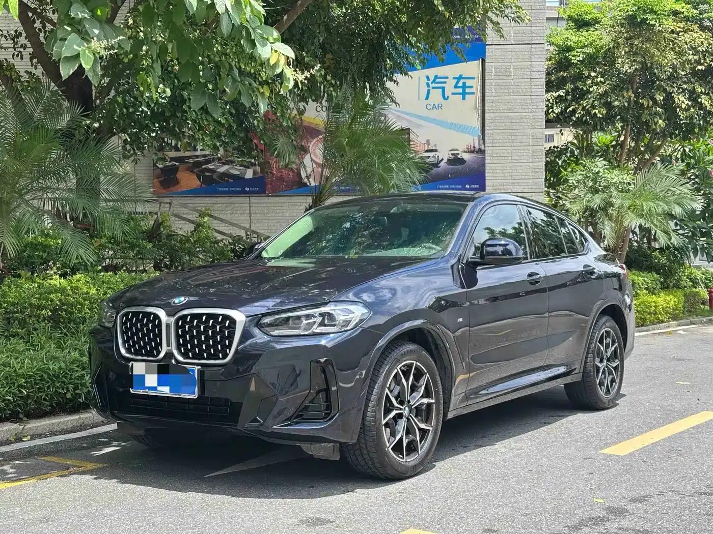 2022 BMW X4 xDrive 25i M Sport Package — миниатюра 1
