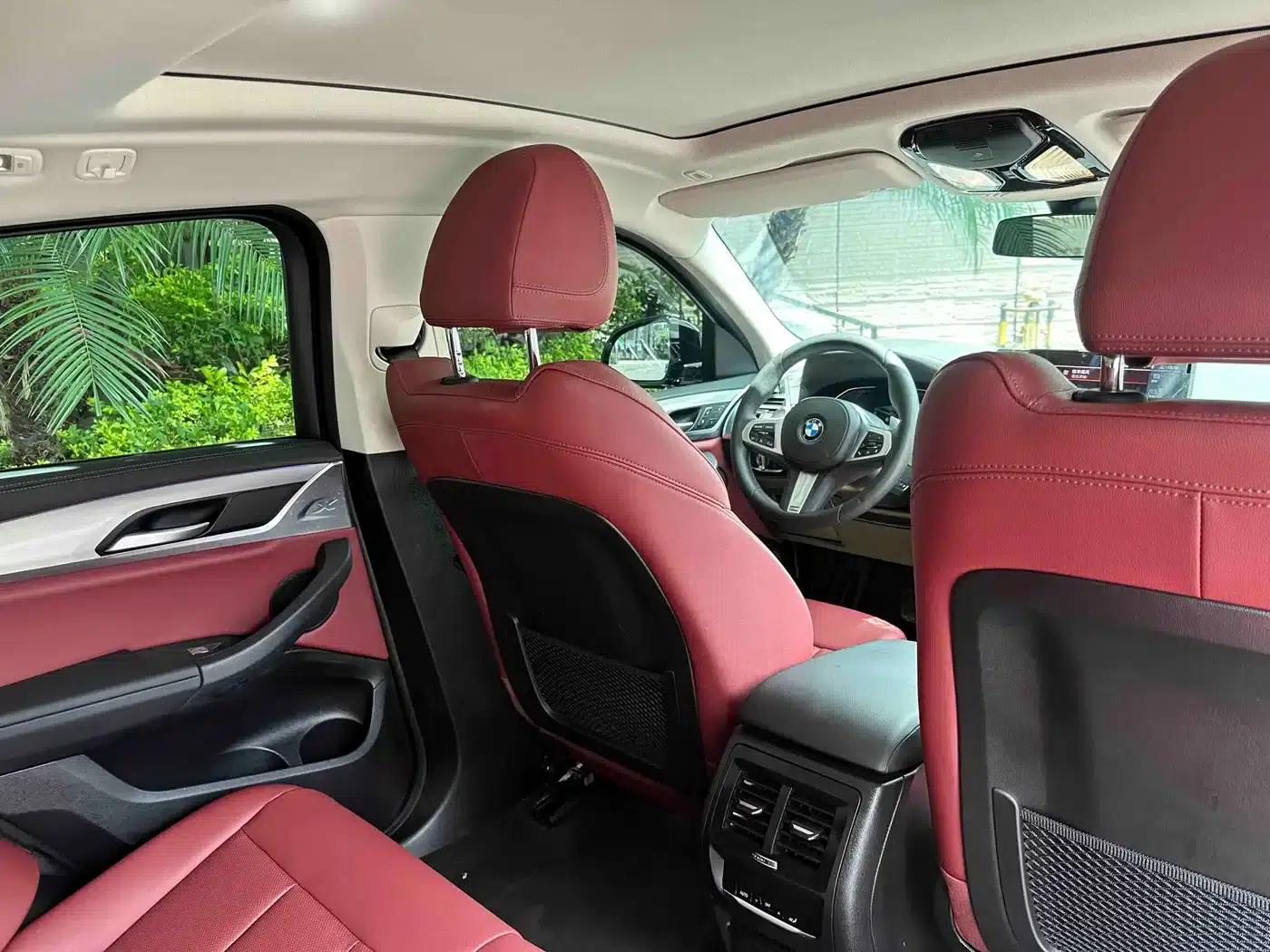 2022 BMW X4 xDrive 25i M Sport Package — миниатюра 33