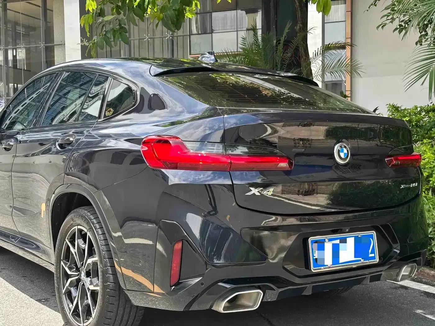 2022 BMW X4 xDrive 25i M Sport Package — миниатюра 6
