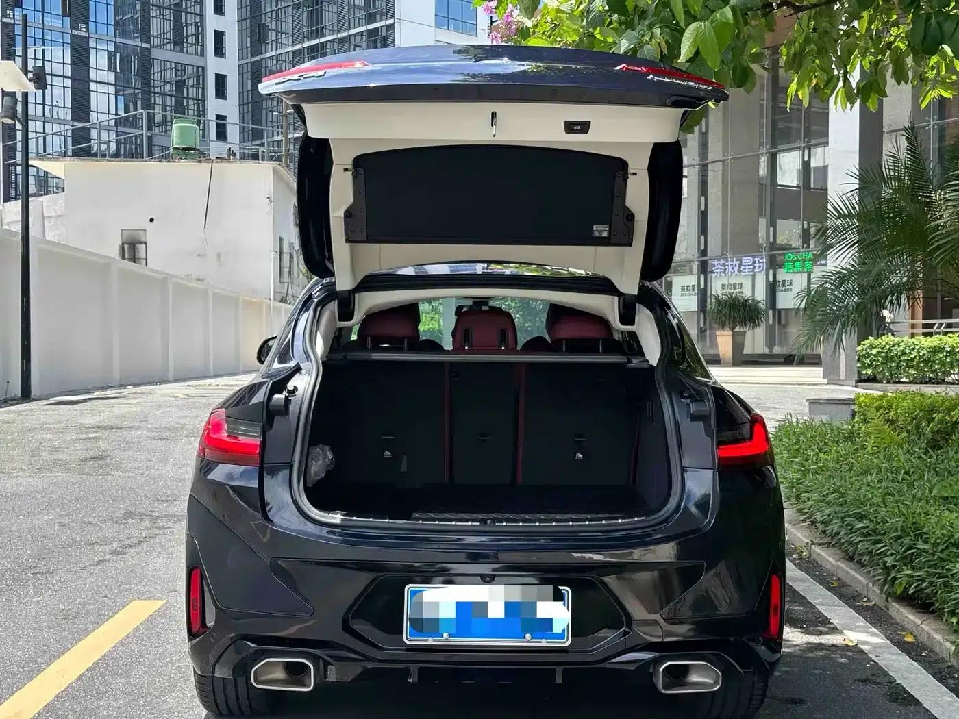 2022 BMW X4 xDrive 25i M Sport Package — миниатюра 7