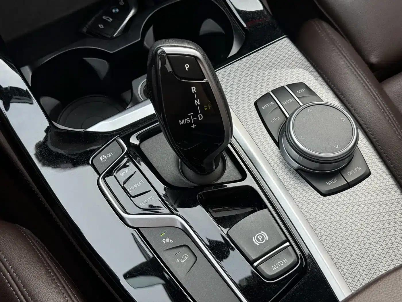 2020 BMW X4 xDrive25i M Sport Package — миниатюра 12