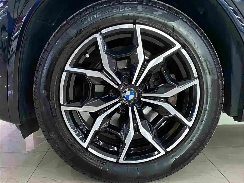 2022 BMW X4 xDrive 25i M Sport Package — миниатюра 5