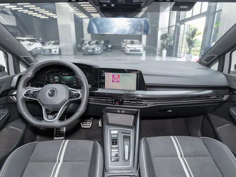 2022 Golf 280TSI DSG R-Line — миниатюра 18