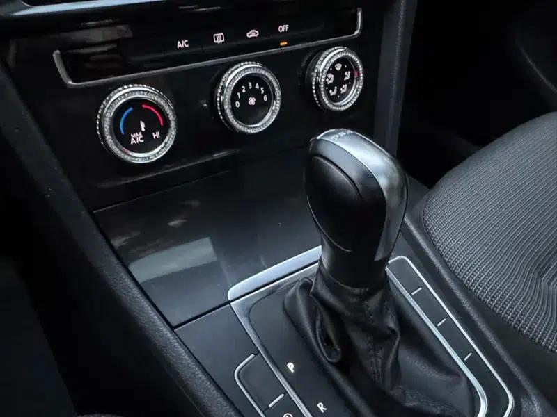 2018 Golf 230TSI Automatic Comfort — миниатюра 13