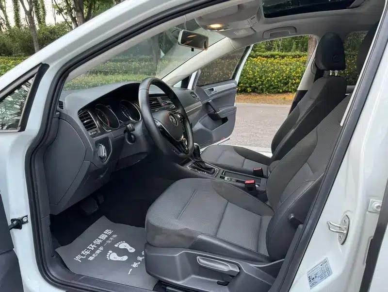 2018 Golf 230TSI Automatic Comfort — миниатюра 14