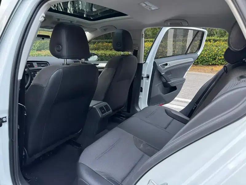 2018 Golf 230TSI Automatic Comfort — миниатюра 15