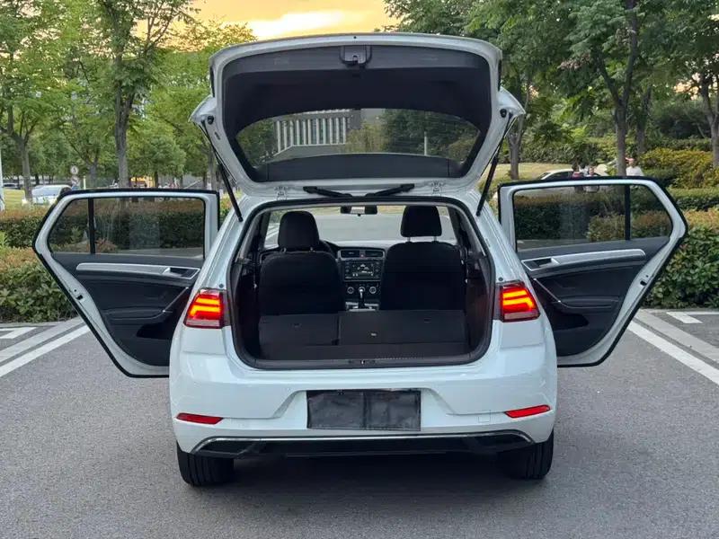 2018 Golf 230TSI Automatic Comfort — миниатюра 10