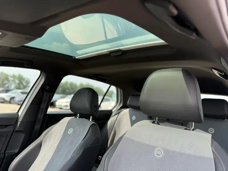 2021 Golf 280TSI DSG R-Line — миниатюра 15