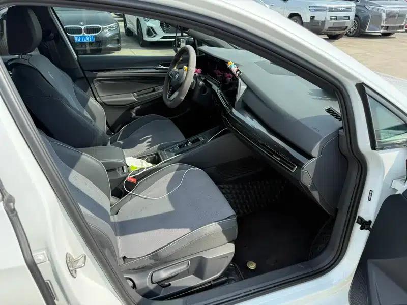 2021 Golf 280TSI DSG R-Line — миниатюра 6