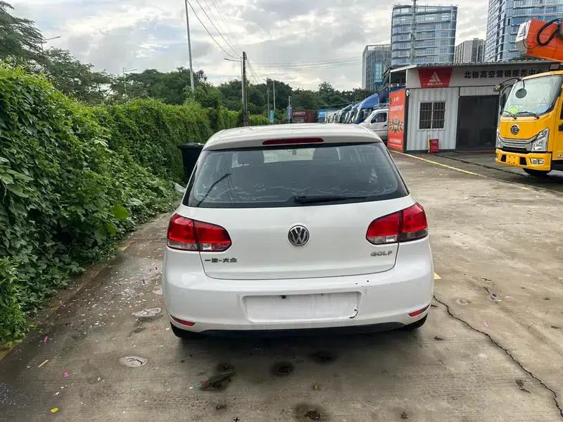 2014 Golf 1.6L Automatic Fashion Edition — миниатюра 3