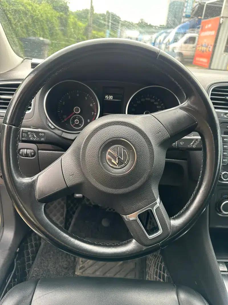 2014 Golf 1.6L Automatic Fashion Edition — миниатюра 6