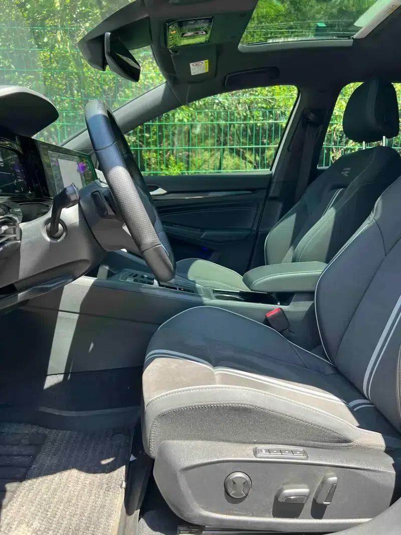 2021 Golf 280TSI DSG R-Line — миниатюра 15