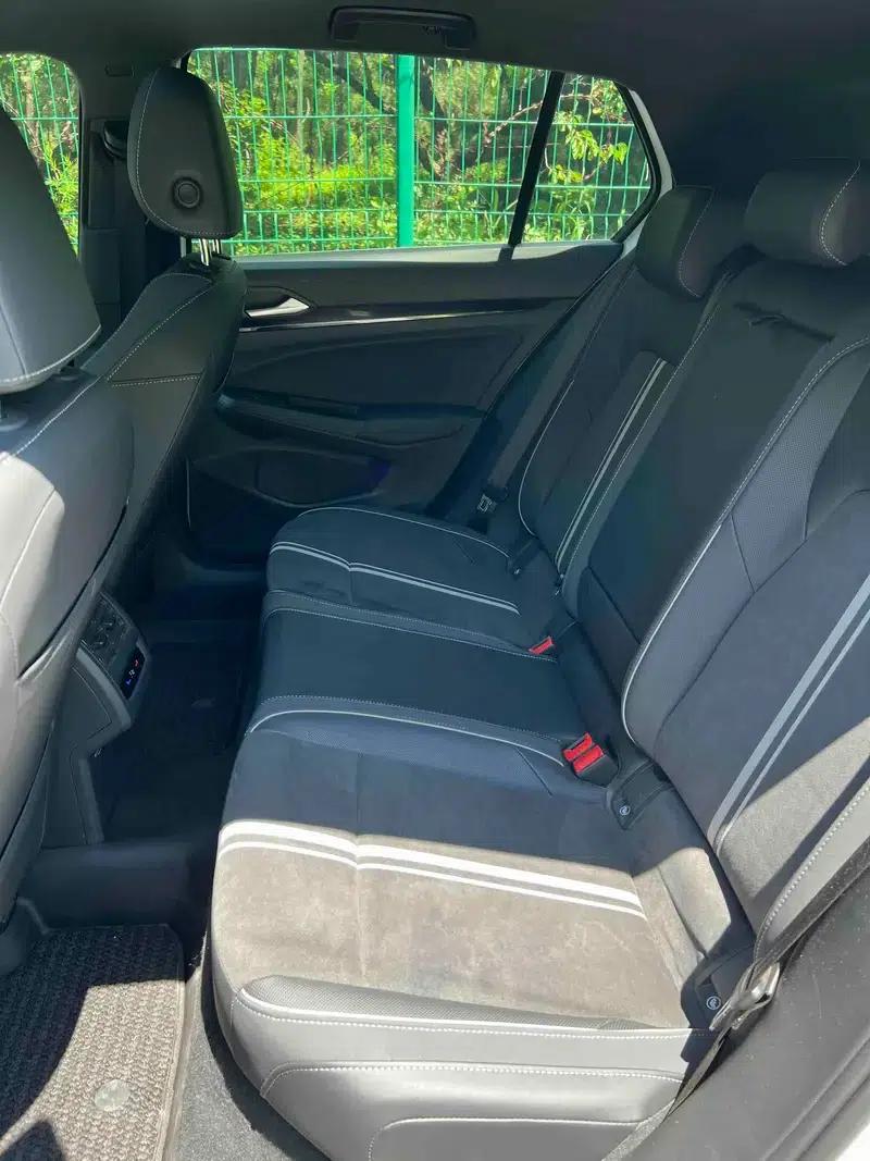 2021 Golf 280TSI DSG R-Line — миниатюра 17