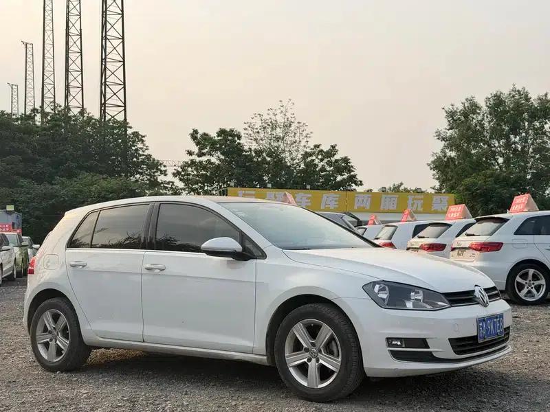 2016 Golf 230TSI Manual Comfort — миниатюра 3