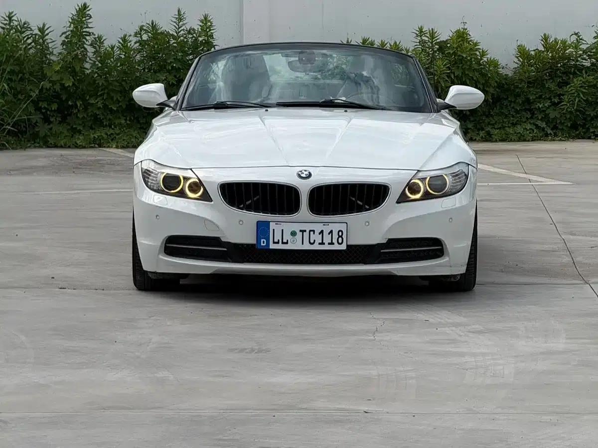 BMW Z4 2012 sDrive20i Leading Edition — миниатюра 2