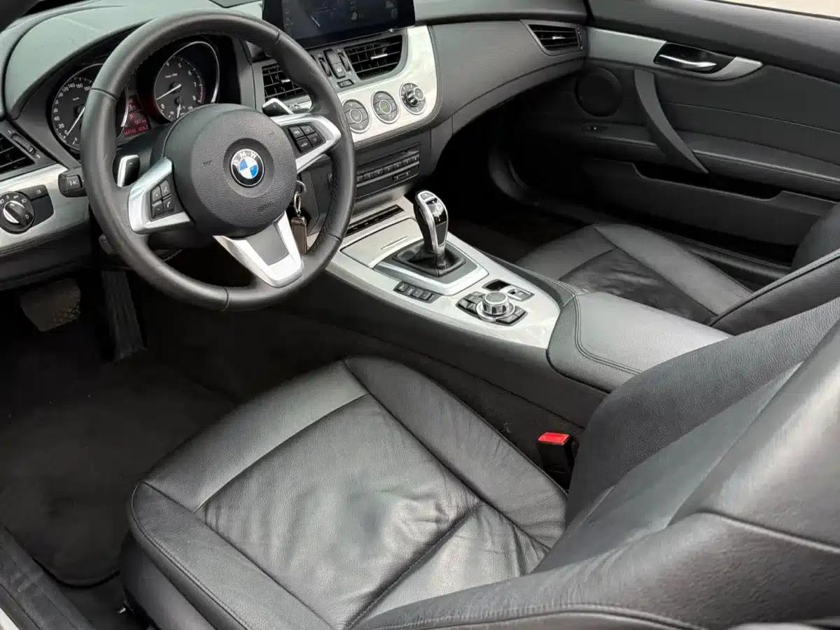 BMW Z4 2012 sDrive20i Leading Edition — миниатюра 10