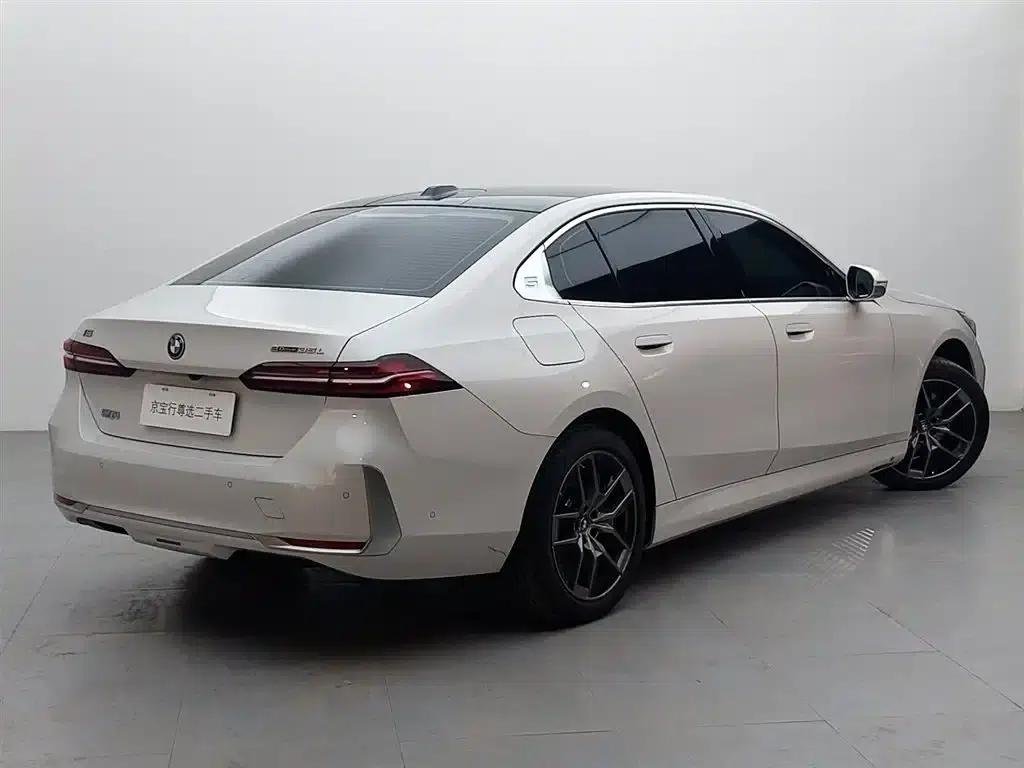 BMW i5 2024 eDrive 35L Luxury Package — миниатюра 4