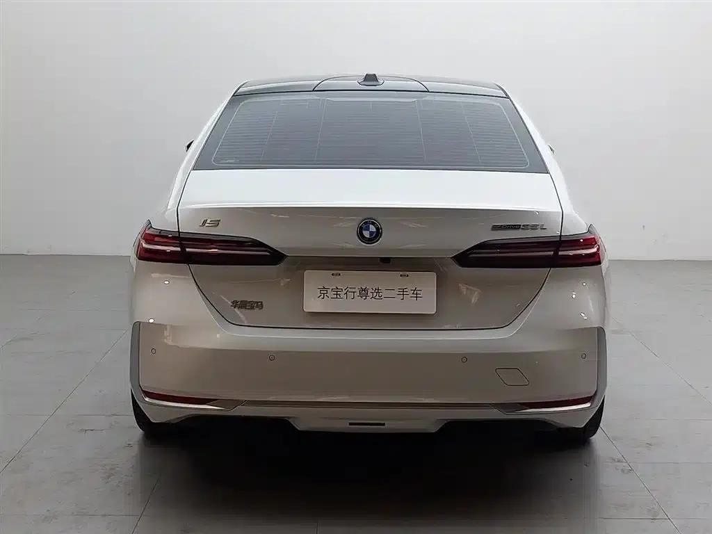 BMW i5 2024 eDrive 35L Luxury Package — миниатюра 5