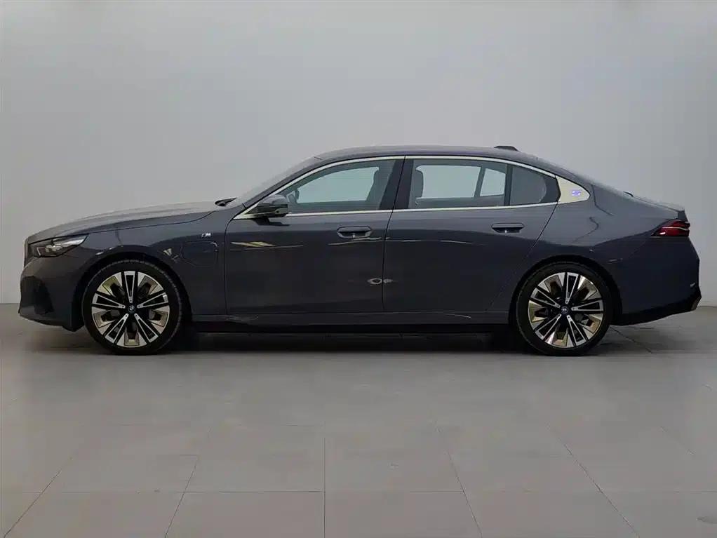 BMW i5 2025 eDrive 40L M Sport Package — миниатюра 3