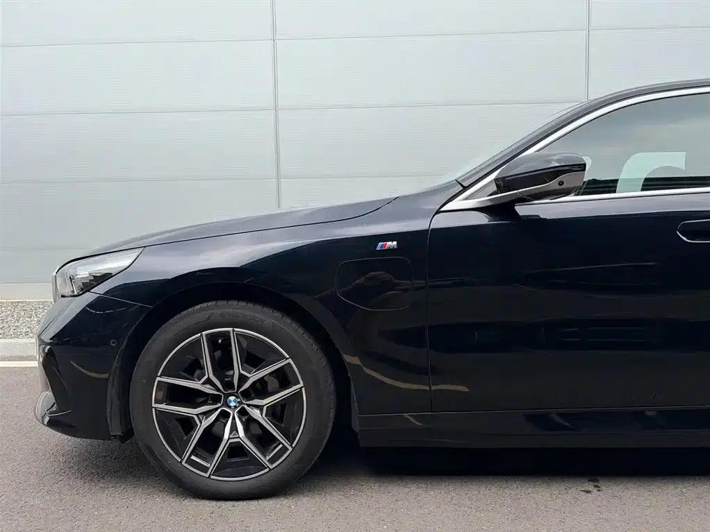 BMW i5 2025 eDrive 40L M Sport Package — миниатюра 6