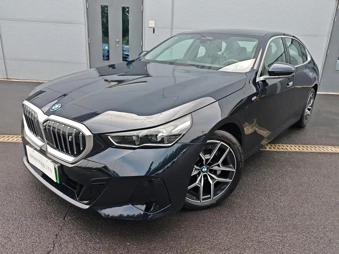 BMW i5 2025 eDrive 40L M Sport Package — миниатюра 1