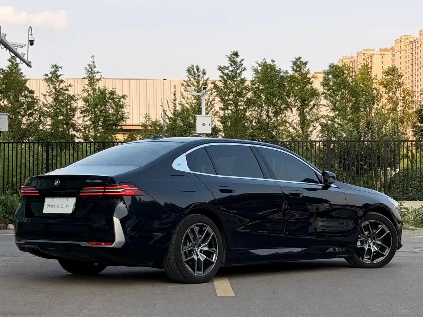 BMW i5 2024 eDrive 35L Luxury Package — миниатюра 26