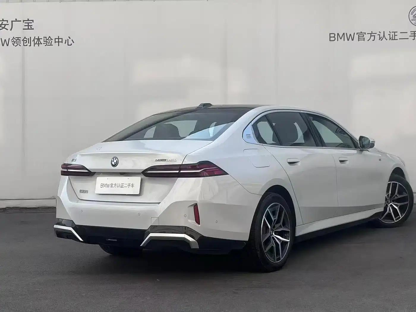 BMW i5 2024 eDrive 35L M Sport Package — миниатюра 5