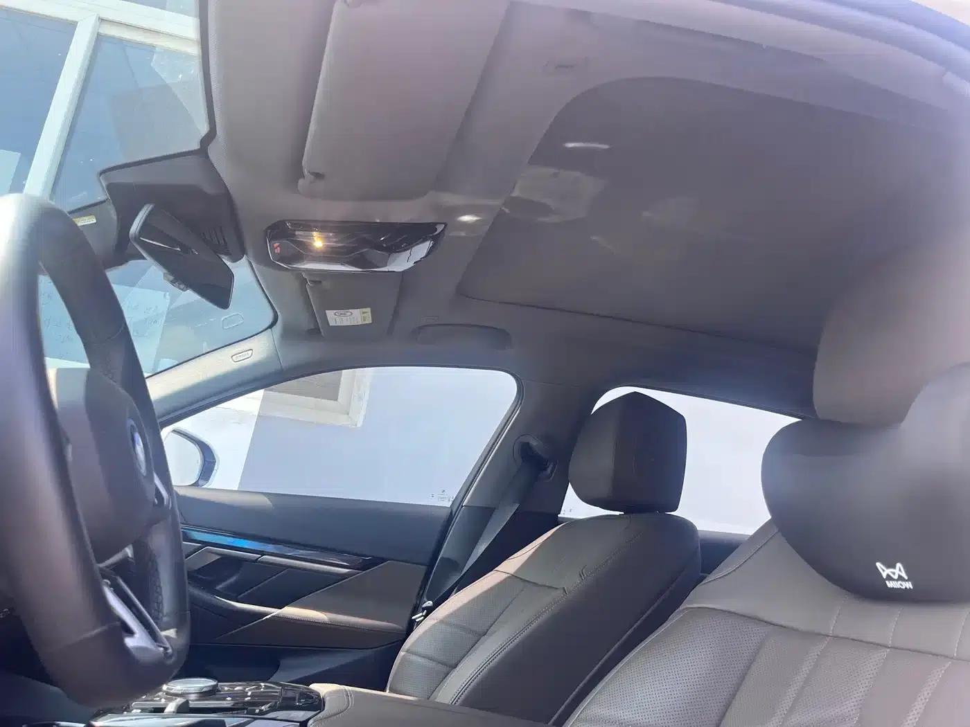 BMW i5 2024 eDrive 35L M Sport Package — миниатюра 7