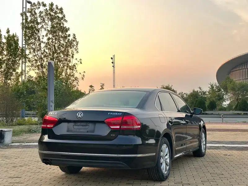 2013 Passat 1.8TSI DSG Premium Edition — миниатюра 6