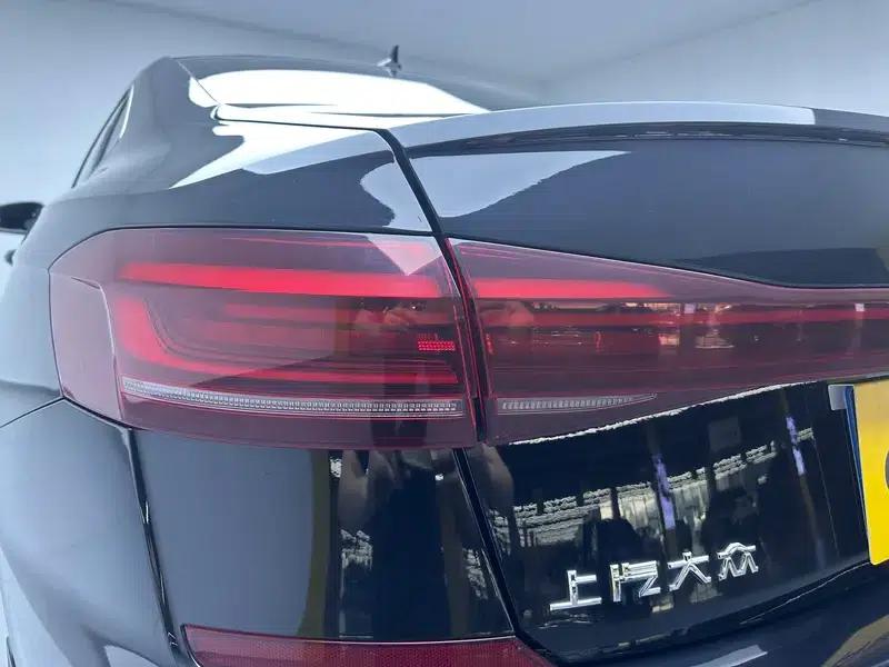 2023 Passat Facelift 330TSI Starry Sky Elite Edition — миниатюра 13