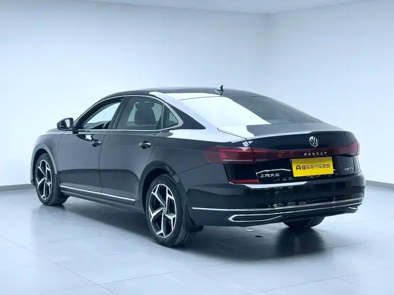 2023 Passat Facelift 330TSI Starry Sky Elite Edition — миниатюра 5
