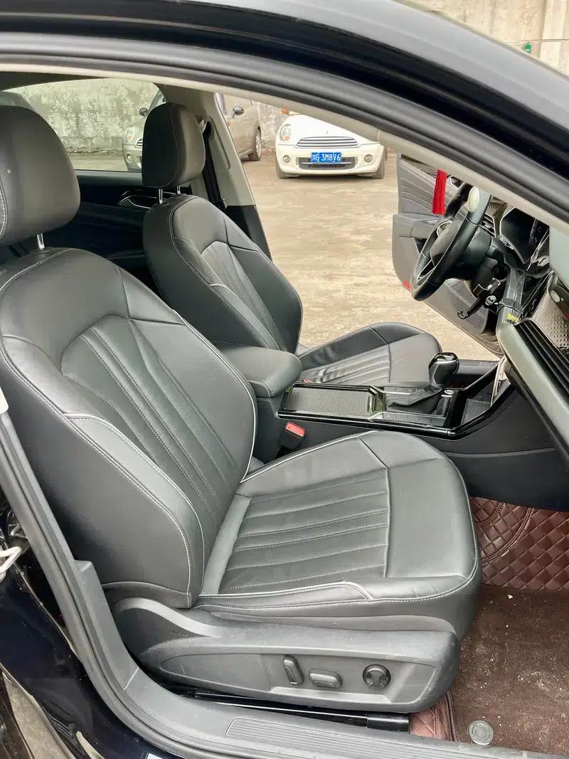 2022 Volkswagen Passat 330TSI Elite Edition — миниатюра 10