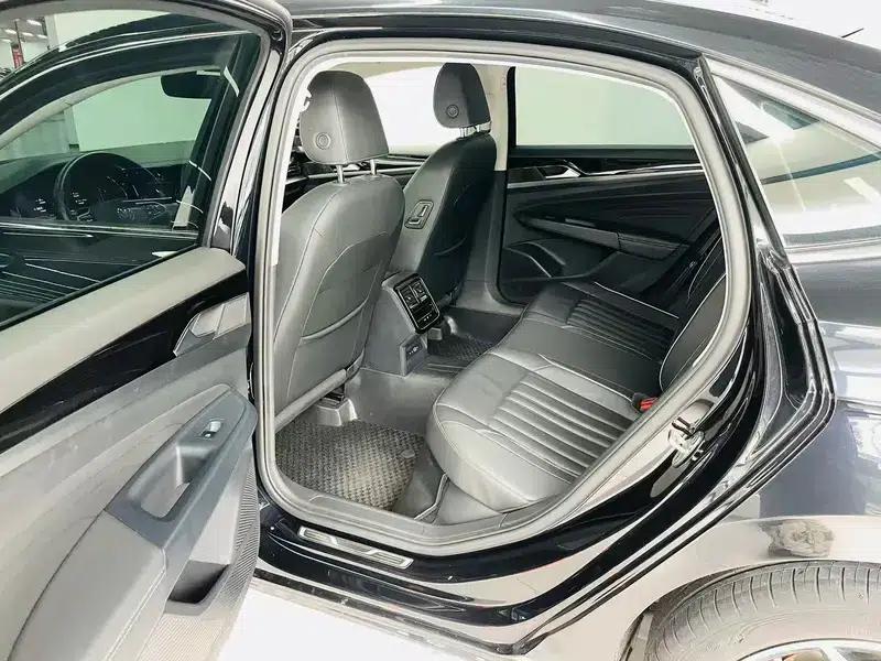 2023 Passat Facelift 330TSI Starry Sky Elite Edition — миниатюра 12