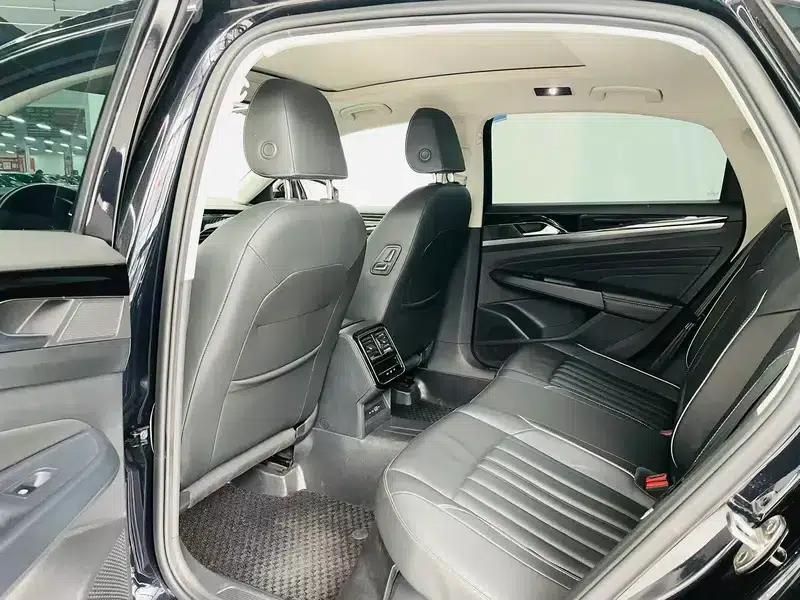 2023 Passat Facelift 330TSI Starry Sky Elite Edition — миниатюра 9