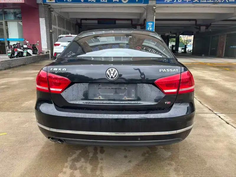 2014 Passat 1.8TSI DSG Premium Edition — миниатюра 5