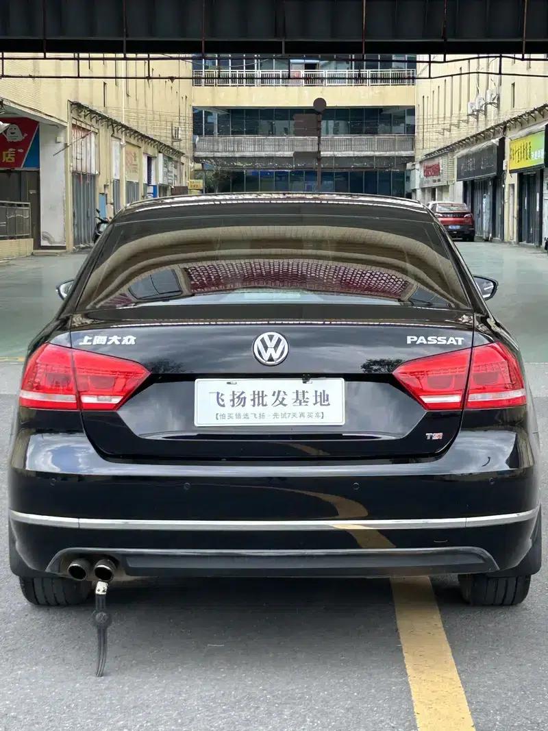 2015 Passat 1.8TSI DSG Premium Edition — миниатюра 5