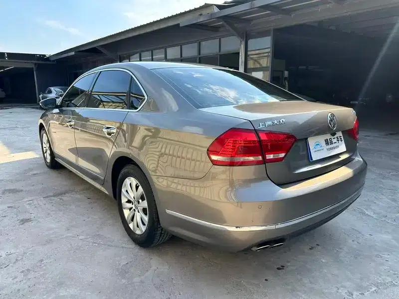 2013 Passat 1.8TSI DSG Premium Edition — миниатюра 4