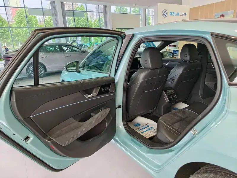 2025 Passat Pro 380TSI Starry Dragon Edition — миниатюра 16