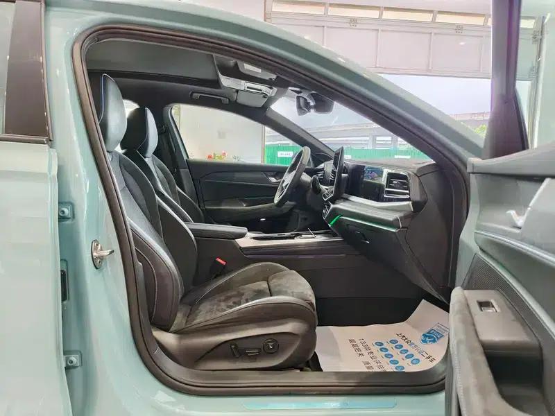 2025 Passat Pro 380TSI Starry Dragon Edition — миниатюра 10