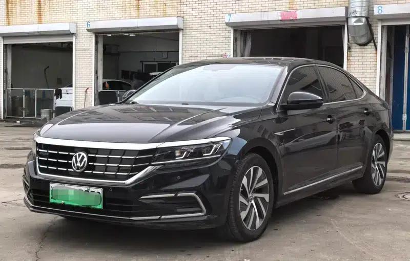 2020 Volkswagen Passat PHEV 430PHEV Hybrid Elite Edition (China VI Emission Standard) — миниатюра 1