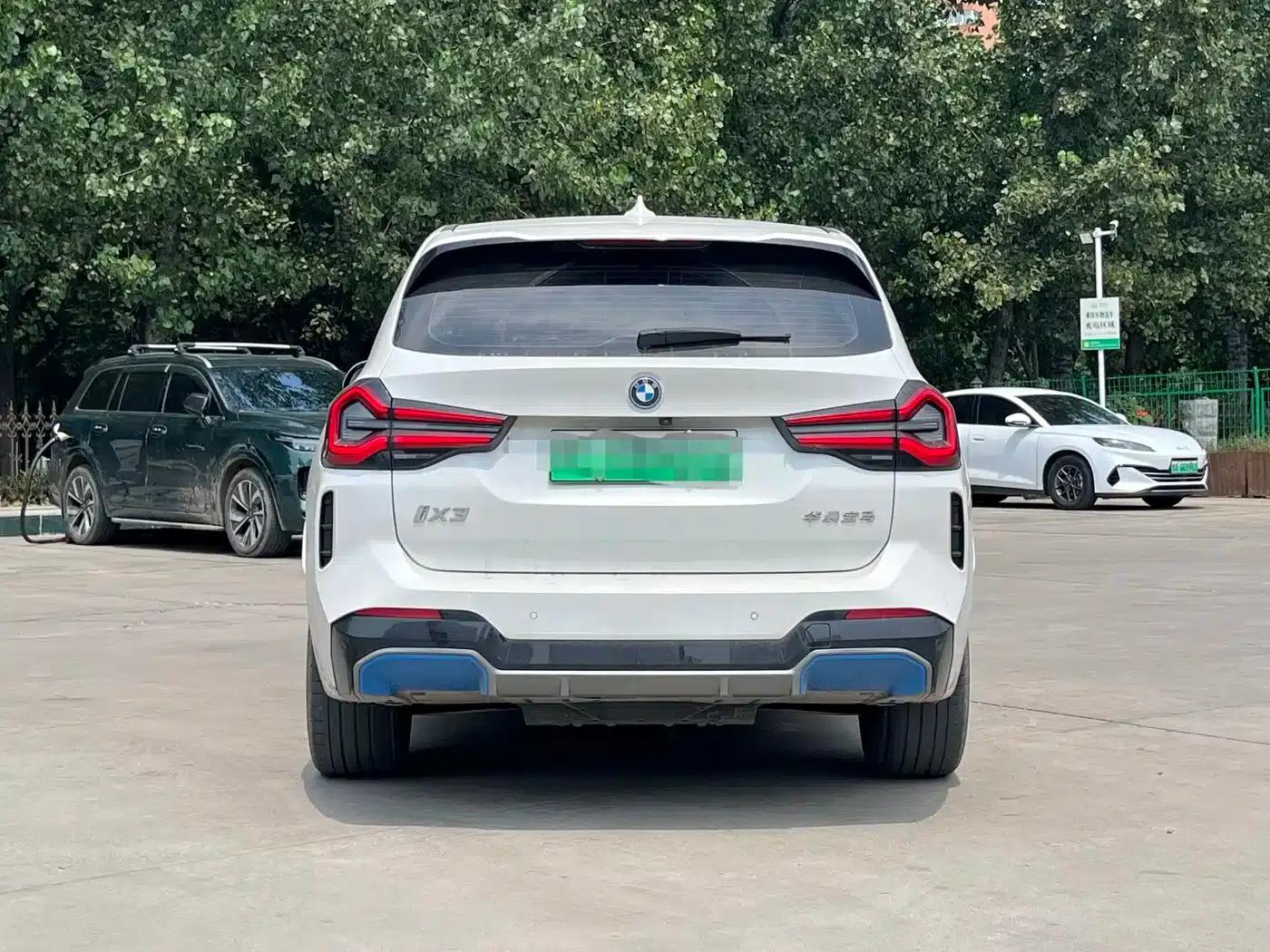 BMW iX3 2022 Leading Edition — миниатюра 10