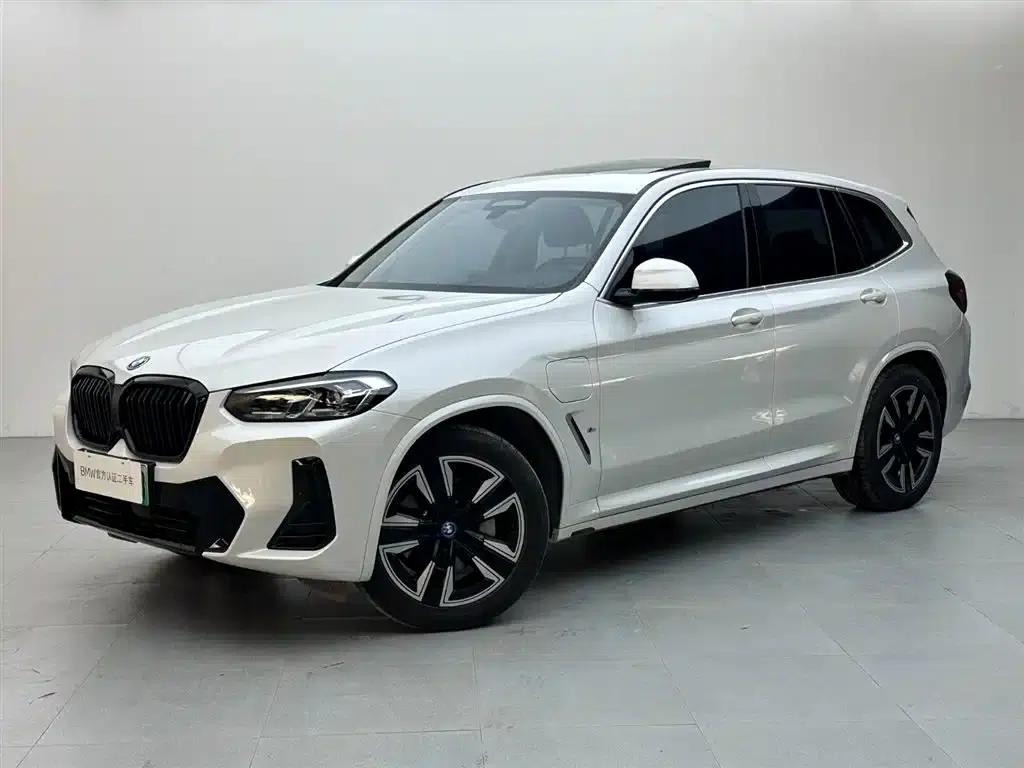 BMW iX3 2024 Leading Edition — миниатюра 1