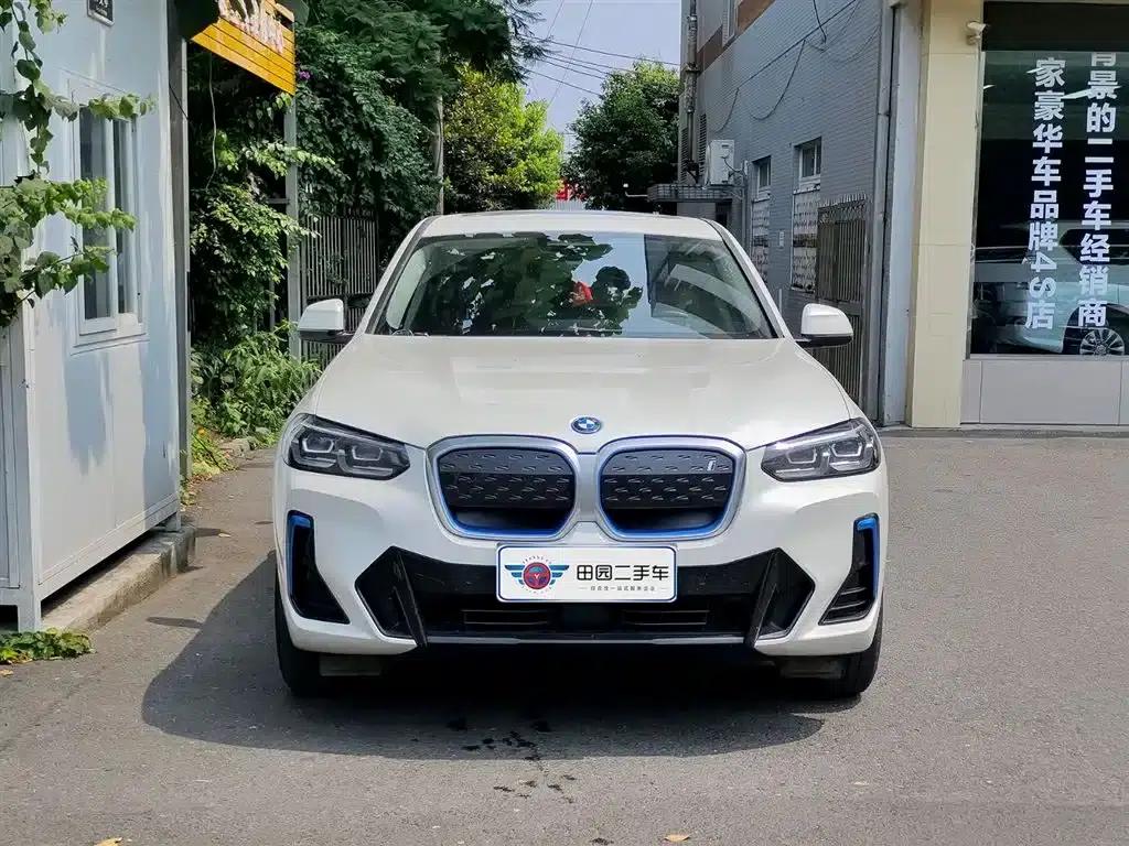 BMW iX3 2022 Leading Edition — миниатюра 2