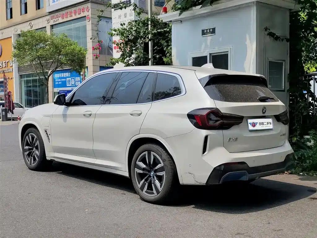 BMW iX3 2022 Leading Edition — миниатюра 4