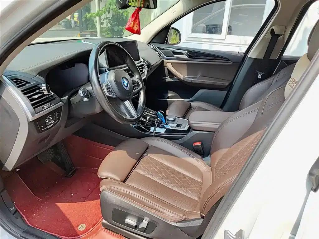 BMW iX3 2022 Leading Edition — миниатюра 7