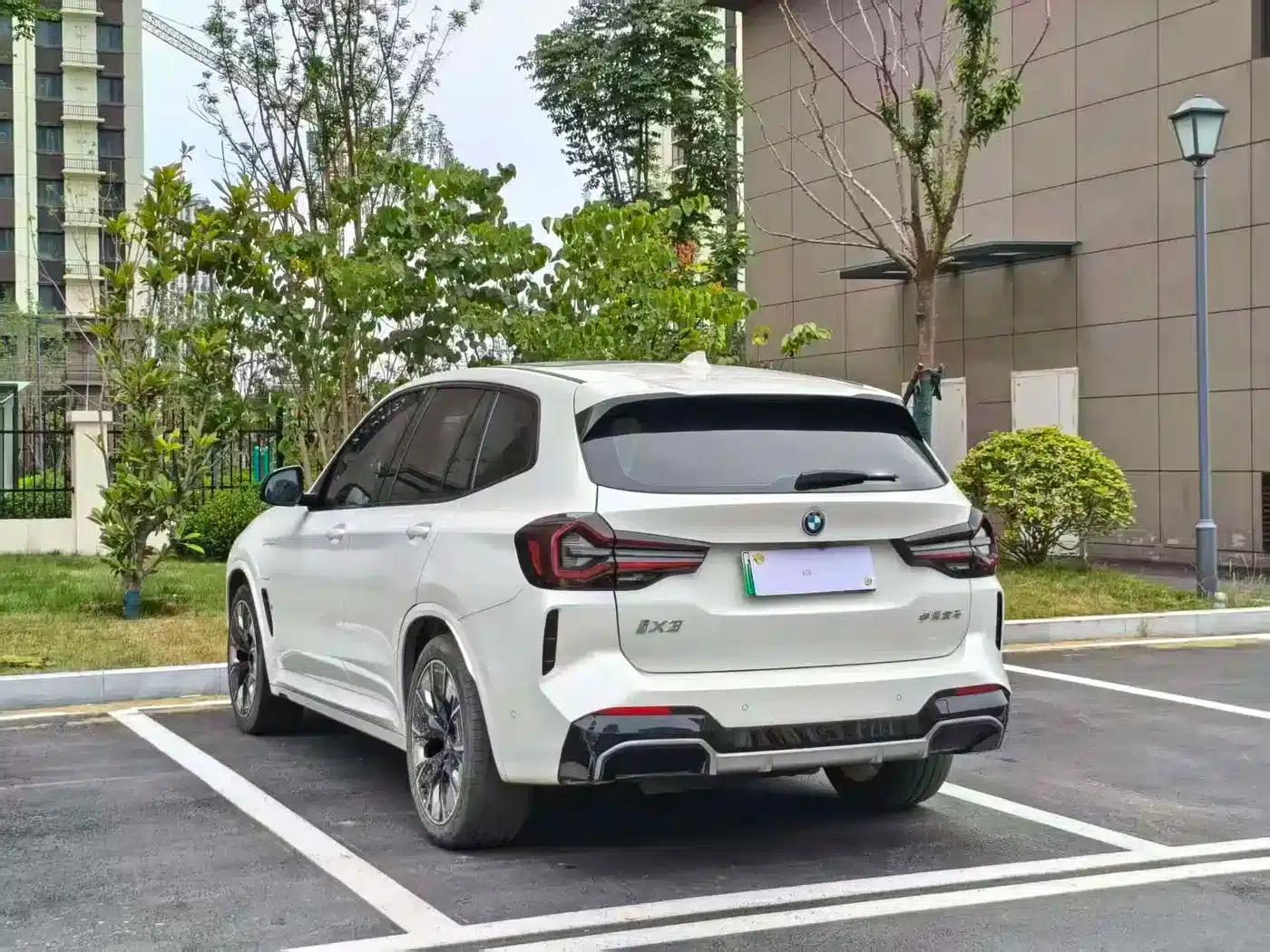 BMW iX3 2022 Leading Edition — миниатюра 9