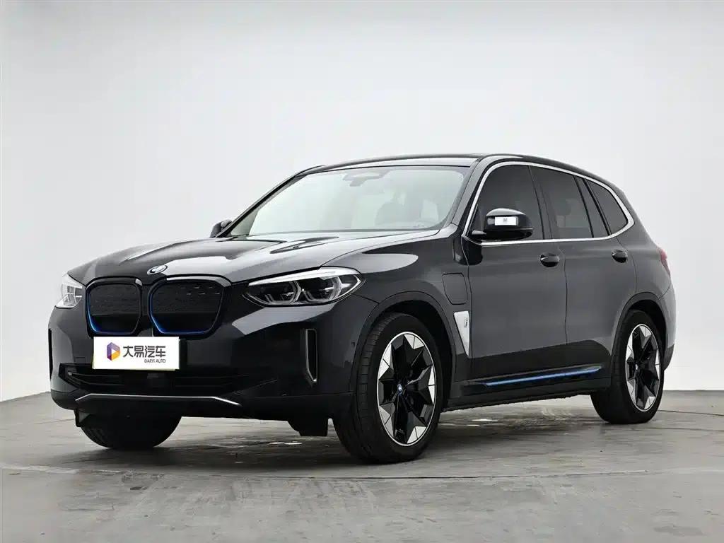 BMW iX3 2021 Leading Edition — миниатюра 1